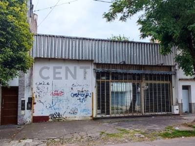 Venta GALPON 400 m² con oficinas en casco urbano, La Plata - 2