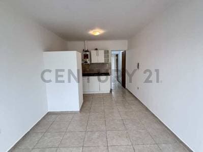 Venta Impecable Departamento 1 Dormitorio- Ubicación Preferencial- Bº San Martín- Rafaela - 5