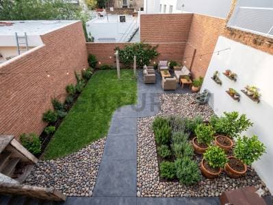 VENTA Casa 3 ambientes a refaccionar con parque y terraza | Caseros Norte – ACEPTA PERMUTA - 3