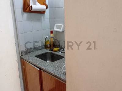 OFICINA EN ALQUILER – PARANÁ 500 - 5