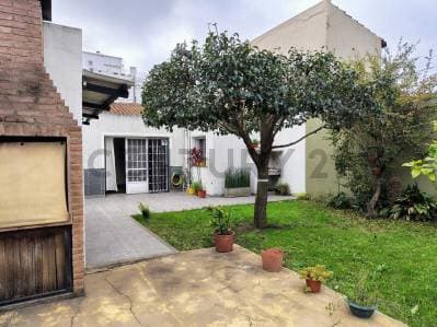Venta Casa 4 ambientes San Justo Lote Propio Jardín Patio - 3