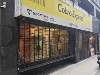 EXCELENTE LOCAL CON DEPOSITO. - Principal