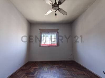 PH 3 ambientes en venta en Lomas del Mirador frente - 4