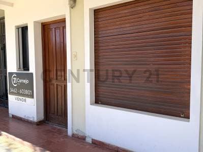 Departamento de 1 dormitorio con patio seco excelente ubicación.VENADO TUERTO - 5