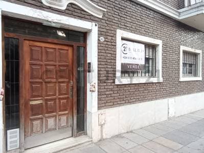 Dpto. amplio en PB (118 m2 totales) en Colegiales con Patio + Unidad Independiente (Dpto. 1 amb.). - Principal