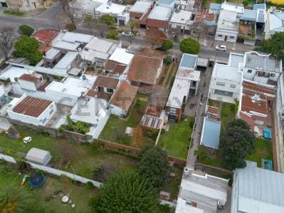 Lote con casa a demoler - 3