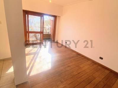 Departamento de 1 dormitorio en VENTA con balcón - Principal
