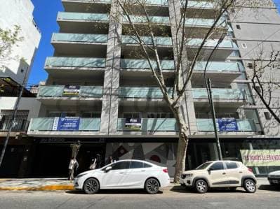 VENTA COCHERA FIJA CUBIERTA EN EDIFICIO - ALMAGRO CABA - 4