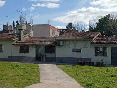 CASA EN VENTA MULTIFAMILIAR 3 VIVIENDAS BENAVIDEZ - 3