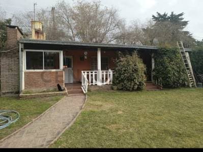 Venta de Casa Parque Sicardi 2 Ambientes Quinta - 4