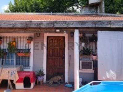 Venta Lote 500m² con casa - Martin Coronado - Acepta Permuta - Principal