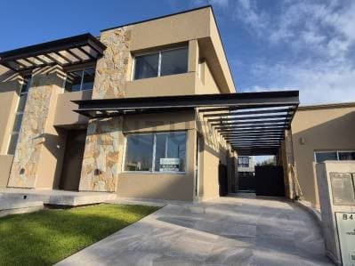 CASA EN ALQUILER BARRIO CIRO DE VIEYTES, MAIPÚ, MENDOZA - Principal