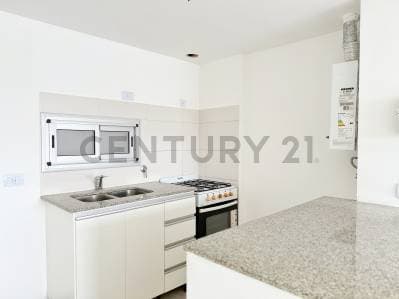 Venta departamento de 1 dormitorio con cochera en La Plata - 5
