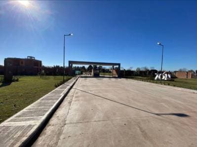 Lote en Venta de en Excelente Ubicación | Ideal Vivienda o Inversión | La Plata - 2