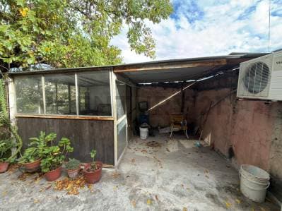 CASA A RECICLAR CON COCHERA - 5