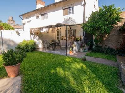 Casa con pileta y quincho | 3 dormitorios | Lote de 236 m² | Loma Hermosa - 3