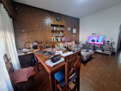 Venta de Casa 3 Ambientes en Remedios de Escalada, Lanús. - 2