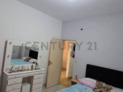 CASA MULTIFAMILIAR- 3 PROP. EN VILLA LUZURIAGA, BUENOS AIRES - APTO CRÉDITO - Principal