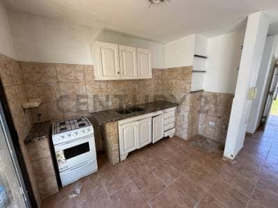 497 ENTRE 11 Y 12 DUPLEX 2 DORMITORIOS EN VENTA GONNET VILLA CASTELLS - 3