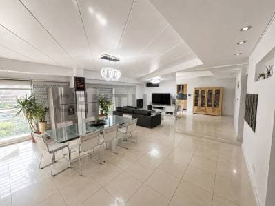 VENTA – 98 m², EXCLUSIVO DEPARTAMENTO DE 3 AMBIENTES CON COCHERA – FLORES - 5