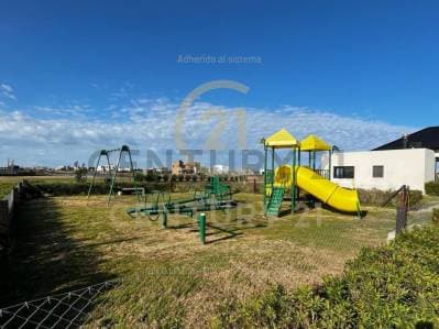 Lote en venta a la Laguna en Barrio Santa Clara al Sur, San Vicente - 3