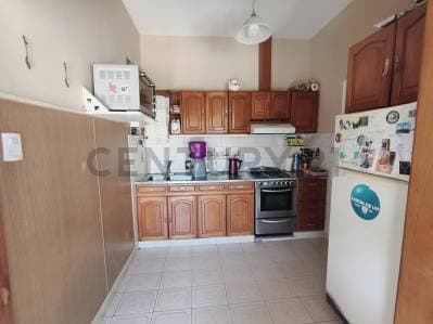 Casa 4 ambientes en venta en Remedios de Escalada con Quincho y gran patio - 4