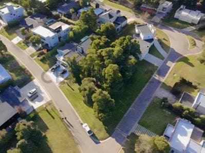 Venta de Lote de 920m² - Barrio Privado Las Prunas, Mar del Plata. - 5
