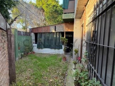 Venta - Casa 4 dormitorios con cochera - Rosario - Apto Crédito - 2