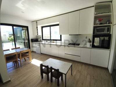 Venta de casa 5 ambientes en esquina Barrio Castaños - Nordelta - 5