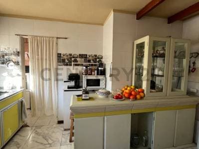 VENTA DEPTO 4 AMBIENTES CON COCHERA EN RECOLETA - ACEPTA PERMUTA - 5