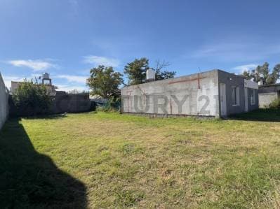 Venta De Terreno 250 m² En Barrio Siloé - Villa Esquiú - 3
