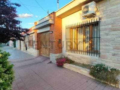 CASA EN VENTA - 3
