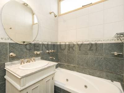 DEPARTAMENTO EN VENTA EN LA PLATA 3 DORMITORIOS - 5