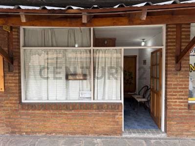 VENTA LOCAL COMERCIAL SAN MARTIN DE LOS ANDES. CASCO CENTRICO - 4