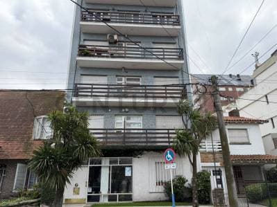 VENTA DEPARTAMENTO 2 AMBIENTES CON VISTA AL MAR - Principal