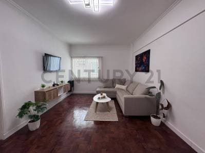 Venta 3 ambientes al contrafrente reciclado a Nuevo! - Principal