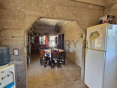 Venta Casa multifamiliar 2 pisos 6 amb F. Varela ( permuta por vehiculo) - 4