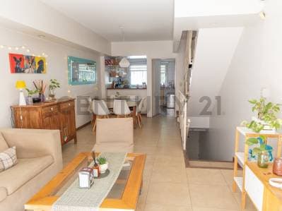 Venta Casa Triplex 4 amb Lomas de Nuñez Patio Parrilla Terraza Sin Expensas - 4