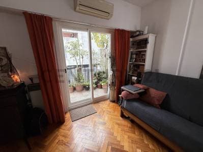 RECOLETA VENTA 2 AMBIENTES EN DUPLEX CON 4 BALCONES LUMINOSO - 3