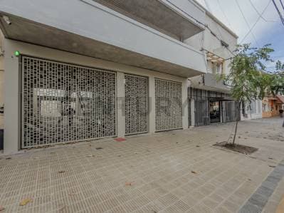 Departamento a estrenar 2 dormitorios a media cuadra de Plaza Belgrano - 2