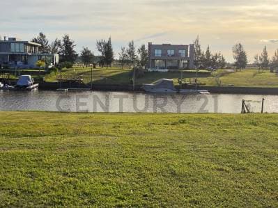 LOTE AL AGUA EN VENTA - EL NAUDIR AGUAS PRIVADAS (ETAPA II) - 3