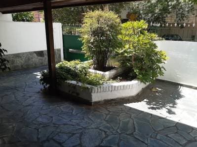 CASA EN VENTA EN LA PLATA DE 3 DORMITORIOS - 3