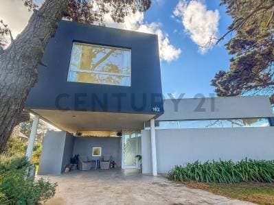 VENTA CASA 4 AMBIENTES BARRANCAS DE SAN BENITO - 3