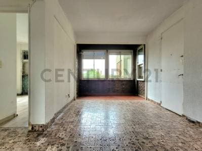 <p>Venta Departamento 3 Ambientes con Balcón Integrado - Ramos Mejía</p><br><p>¡Oportunidad ú... - Principal