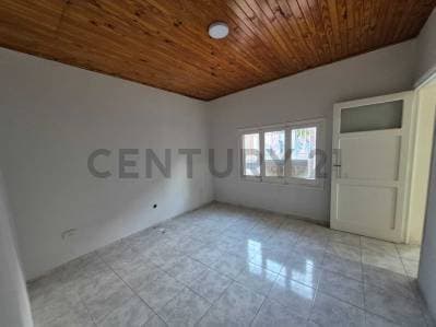 Venta casa + galpón en Gutierrez Maipú - 4
