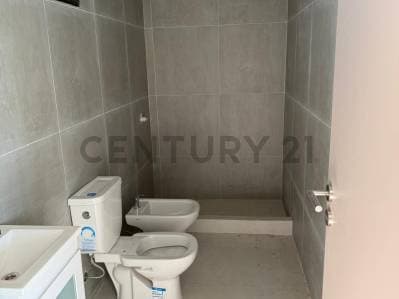 Venta Departamento un dormitorio A estrenar La Plata - 1er piso - 2