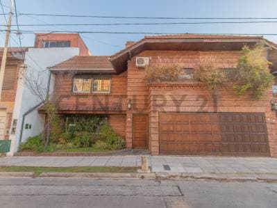 VENTA CASA 5 AMBIENTES , HAEDO - 5