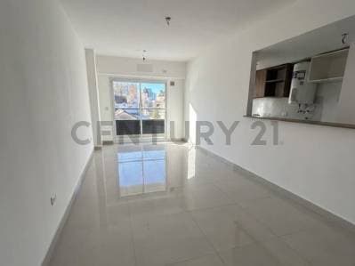 Departamento 3 ambientes a estrenar con balcón Caseros - 2
