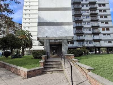 Departamento de 3 ambientes al frente con balcon ubicado en 9 de julio y tierra del fuego - 2