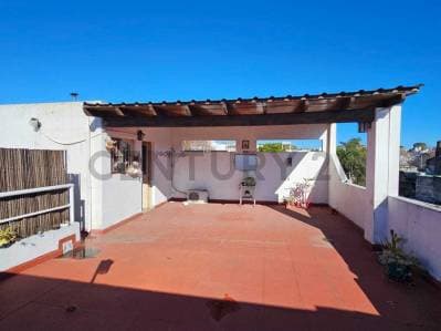 PH 3 ambientes con terraza, patio y quincho propio en Parque Avellaneda - Principal